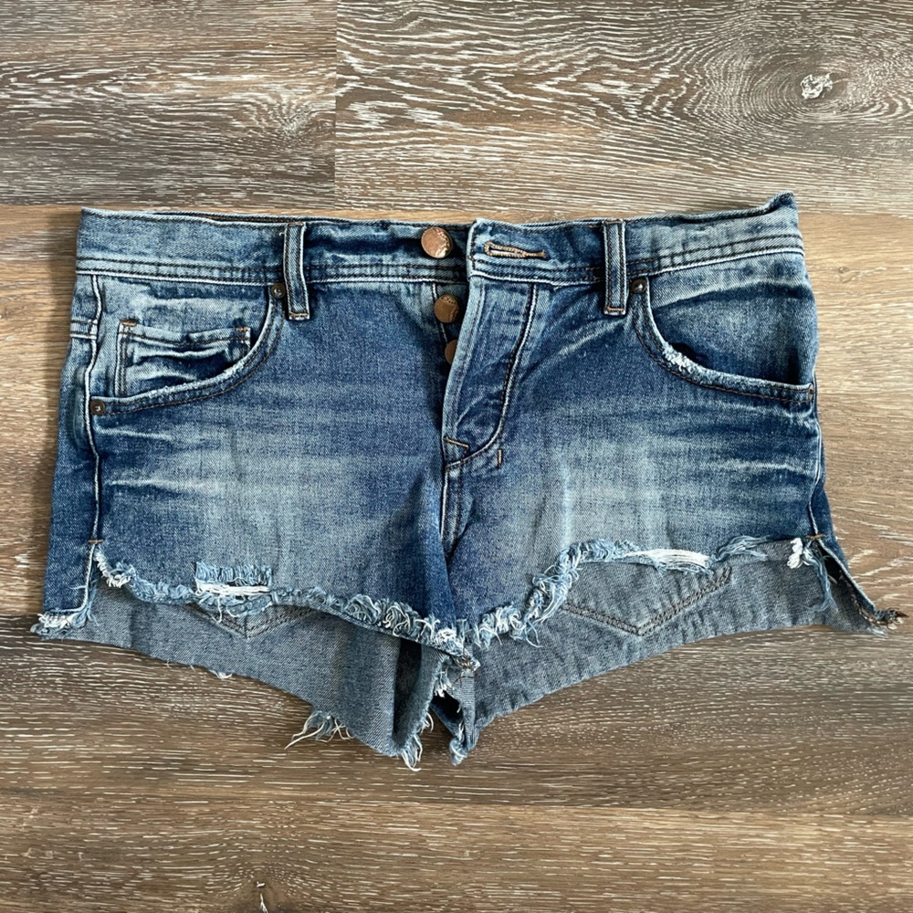 Free People stretchy denim shorts